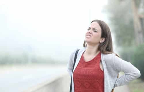 αλλαγή καιρού και πόνοι στις αρθρώσεις
